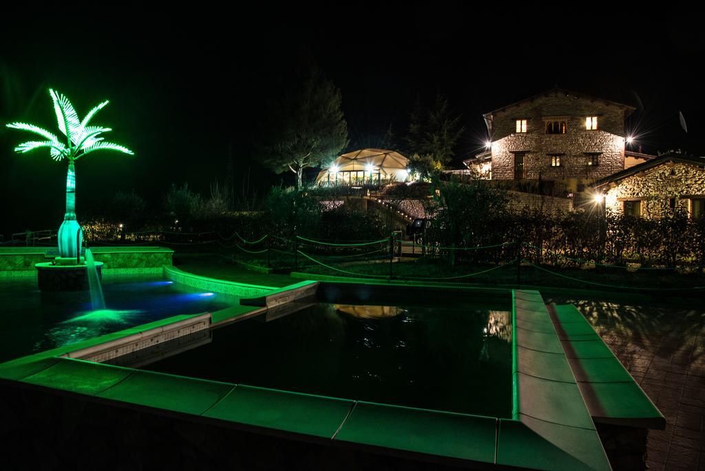 La Castellaia Resort Fabriano Exterior foto